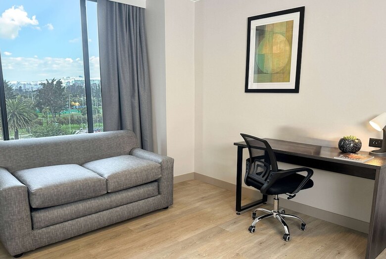 Hotel La Quinta By Wyndham Quito