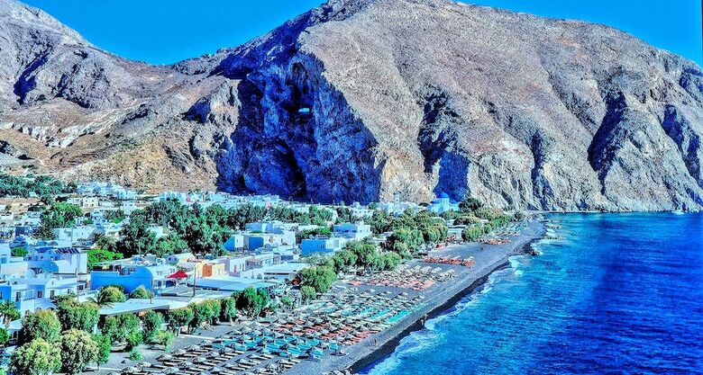 Santorini Studios Pleasure By The Sea