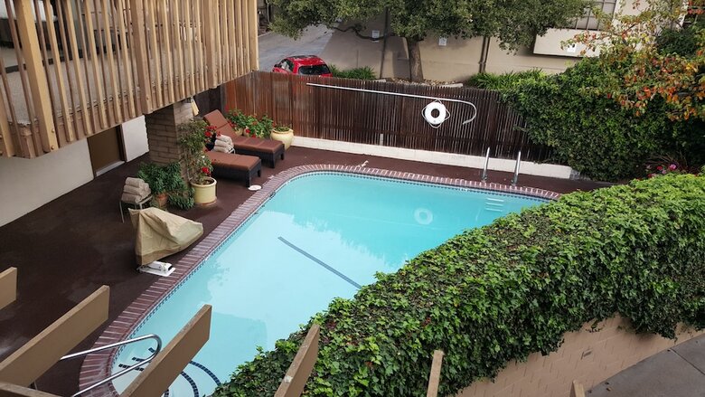 Hotel Adobe Inn