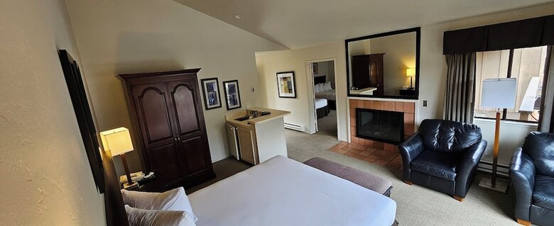 Hotel Adobe Inn