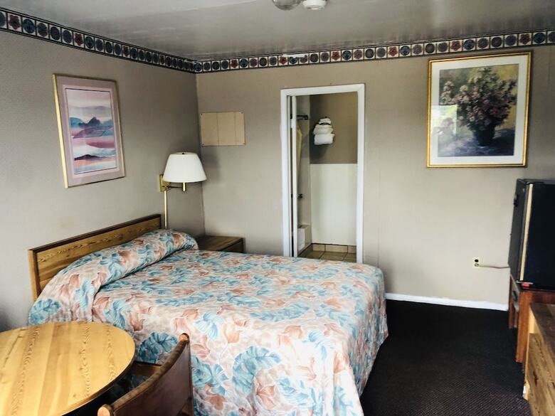 Friendly Inn Motel