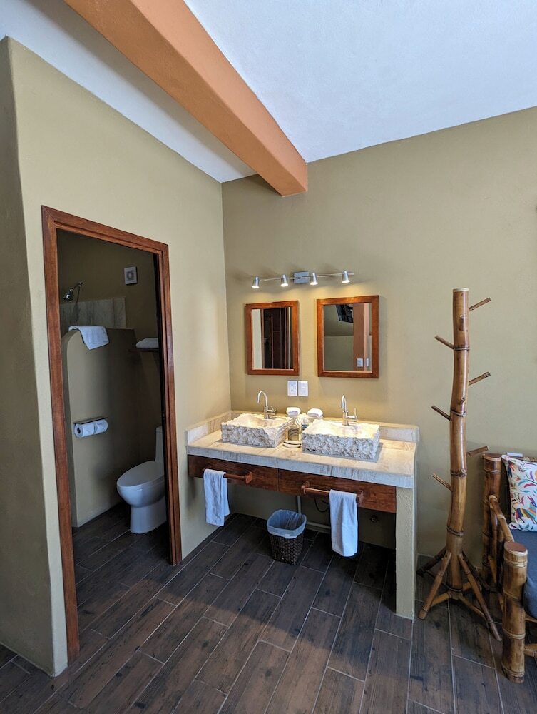 Bed & Breakfast Casa Arcoiris Zihuatanejo