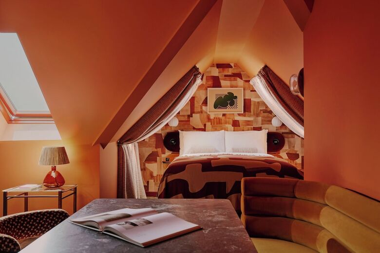 Hotel Ember Locke Kensington