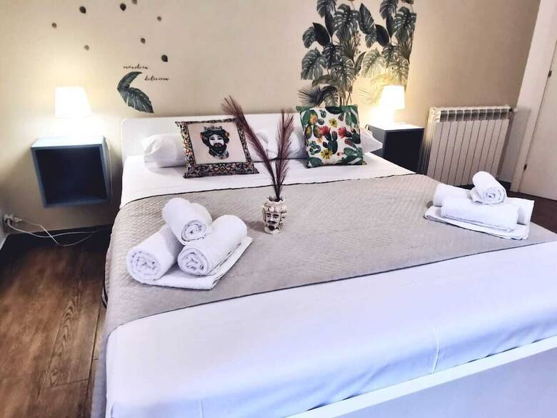 A Due Passi Dal Centro Sweet Rooms