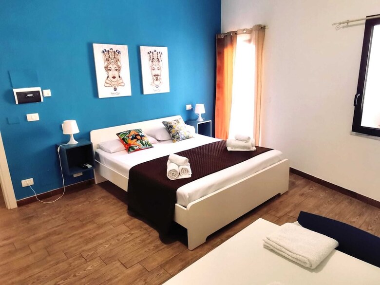 A Due Passi Dal Centro Sweet Rooms