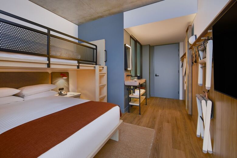 Hotel Moxy Sydney Airport