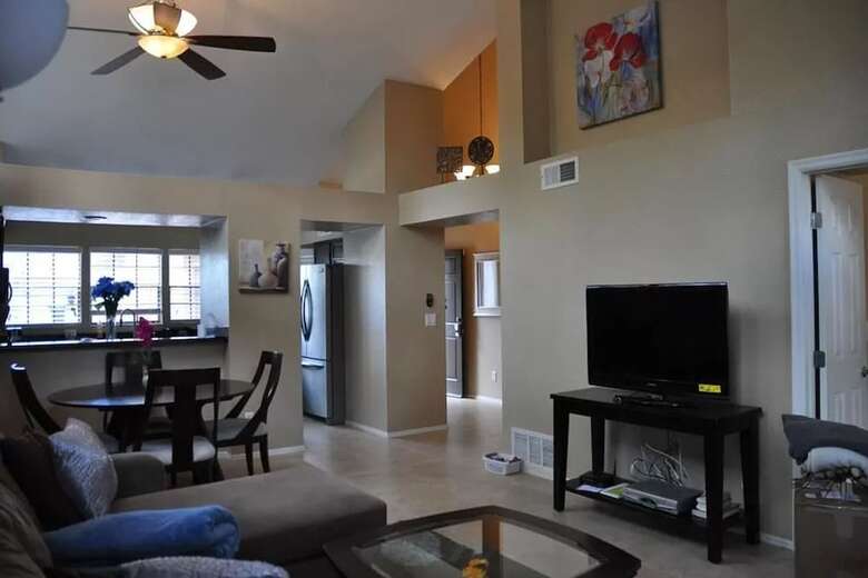 Charming 2br-2ba By Bluebarrelhomes