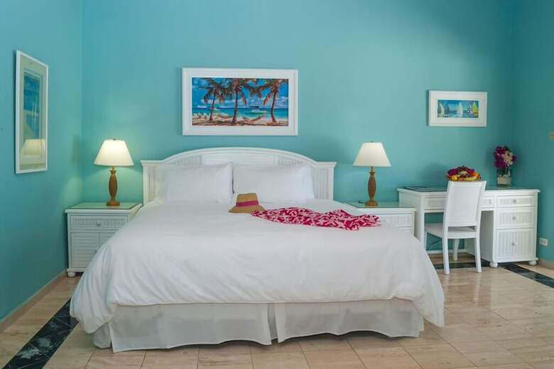 Hotel Cape Santa Maria Beach Resort