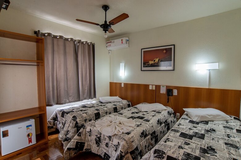 Bandeira Hotel
