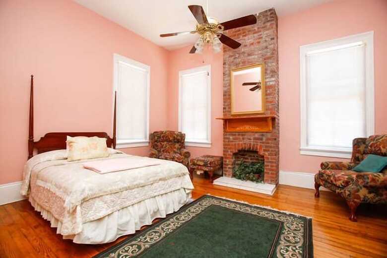 Bed & Breakfast Esplanade Suites