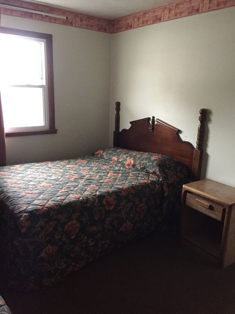 Double A Motel