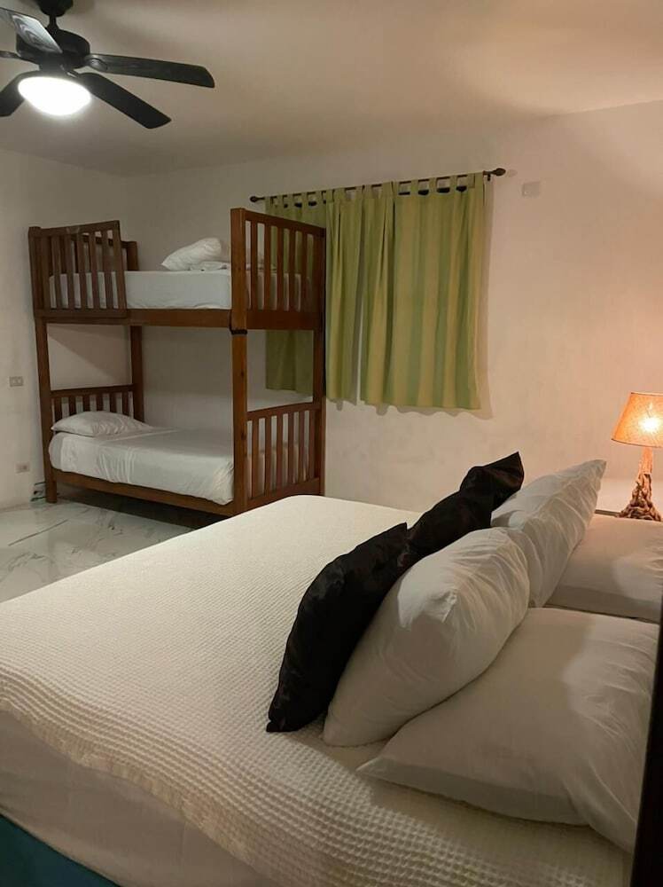 Hotel Caba�as Luxury Bacalar