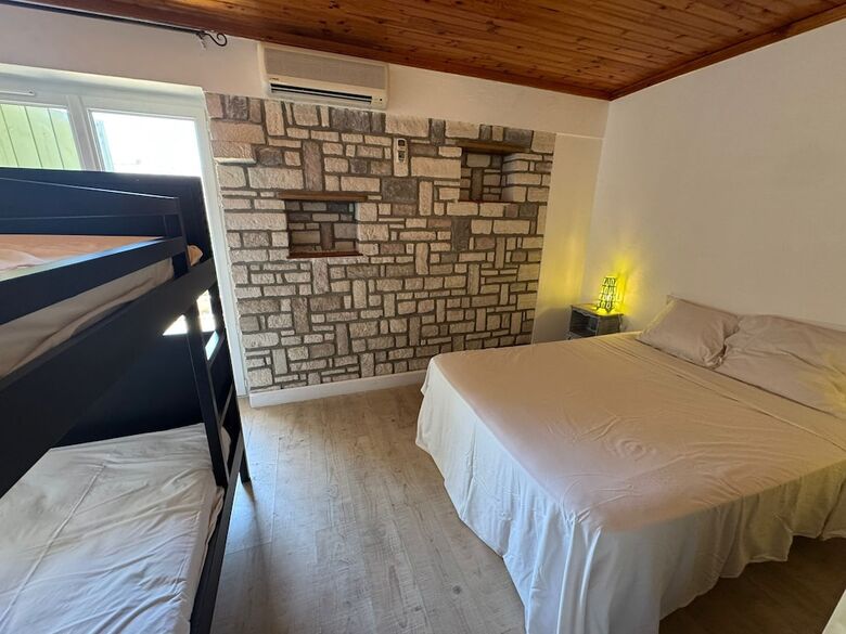 Hotel 30 Rte De Vallon Pont D Arc