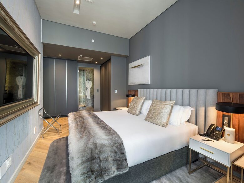 The Rockefeller Hotel By Newmark