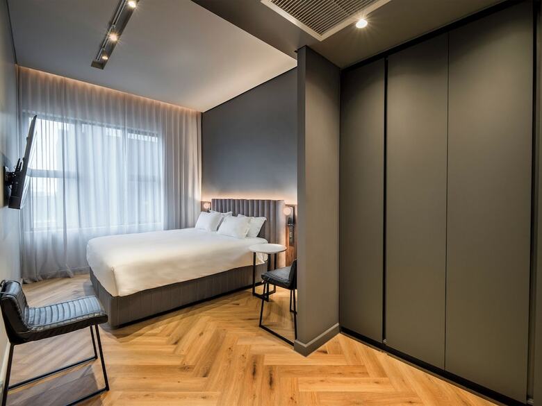 The Rockefeller Hotel By Newmark