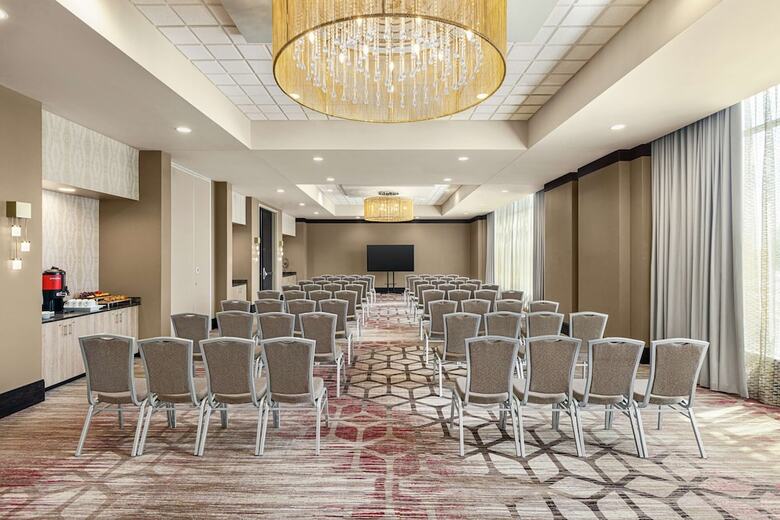 Hotel Embassy Suites By Hilton Round Rock