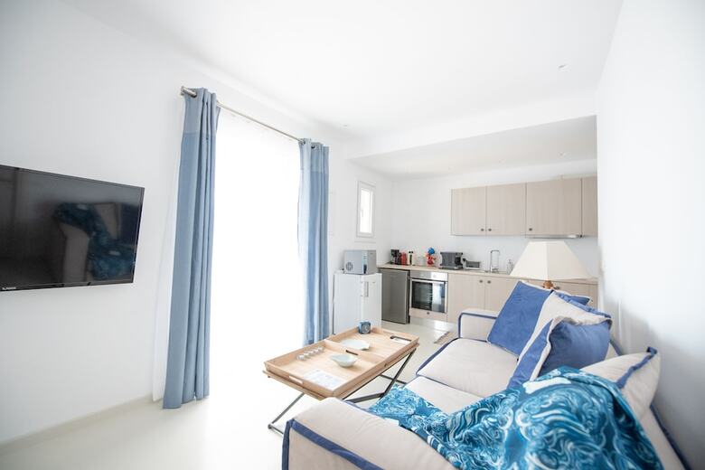 Amaris Mykonian Residence