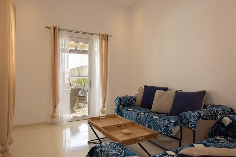 Amaris Mykonian Residence