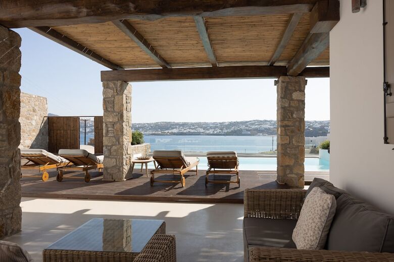 Amaris Mykonian Residence