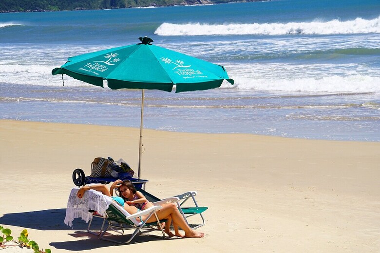 Paraiso Tropical Apartamentos E Camping