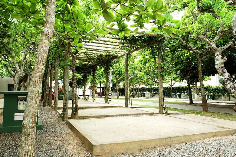 Paraiso Tropical Apartamentos E Camping