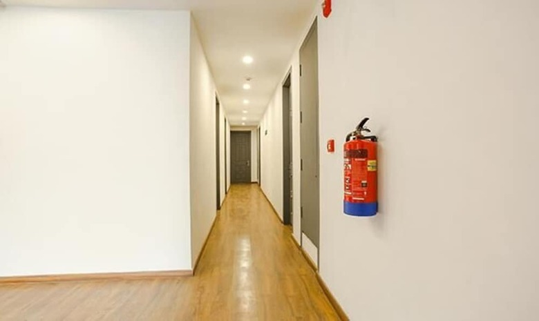 Hotel Fabexpress Meera Residency