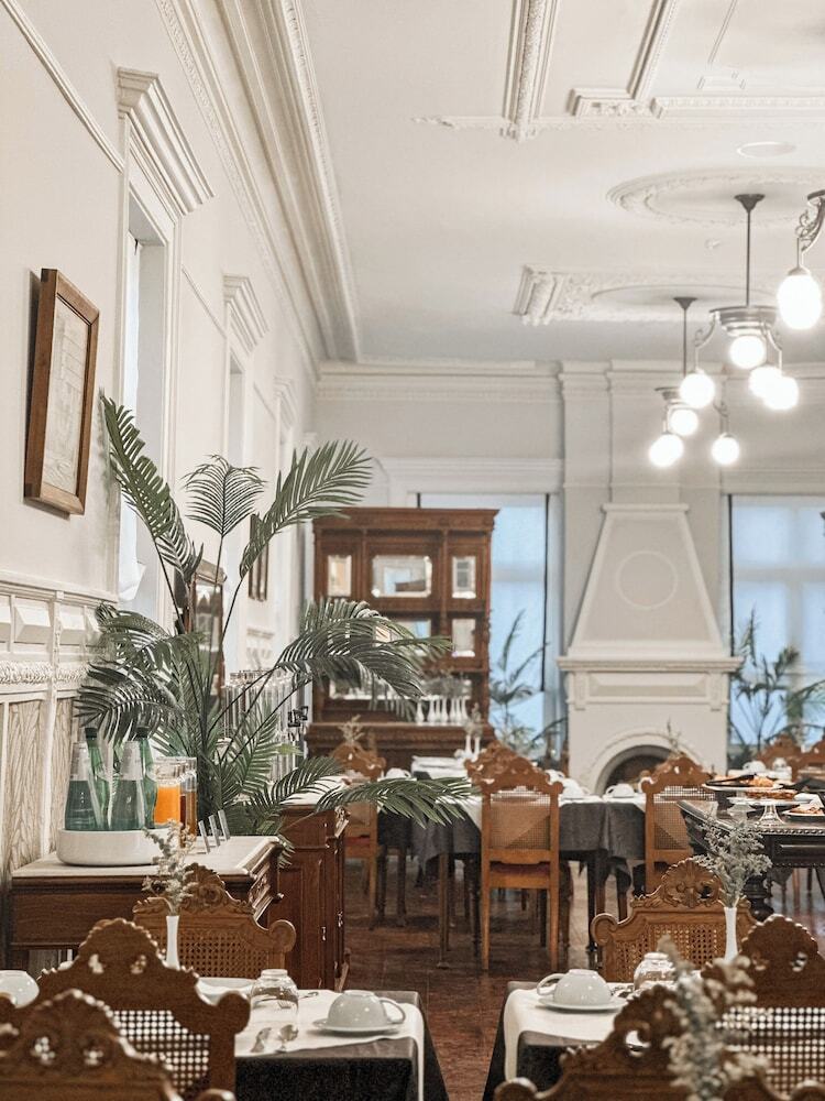 Grande Hotel Paris By Stay Hotels