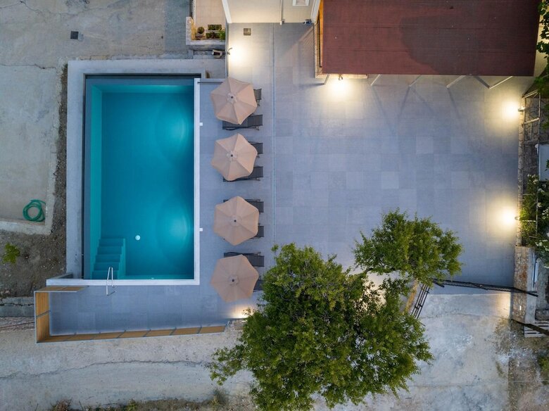 Iphigenia Apartments At Katelios