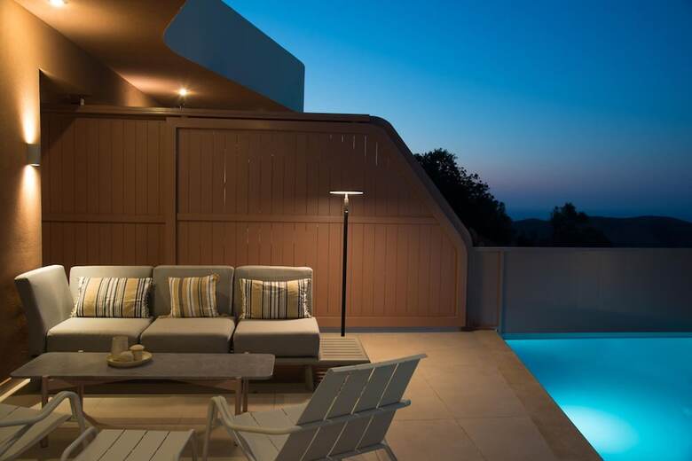 Plethora Luxury Suites