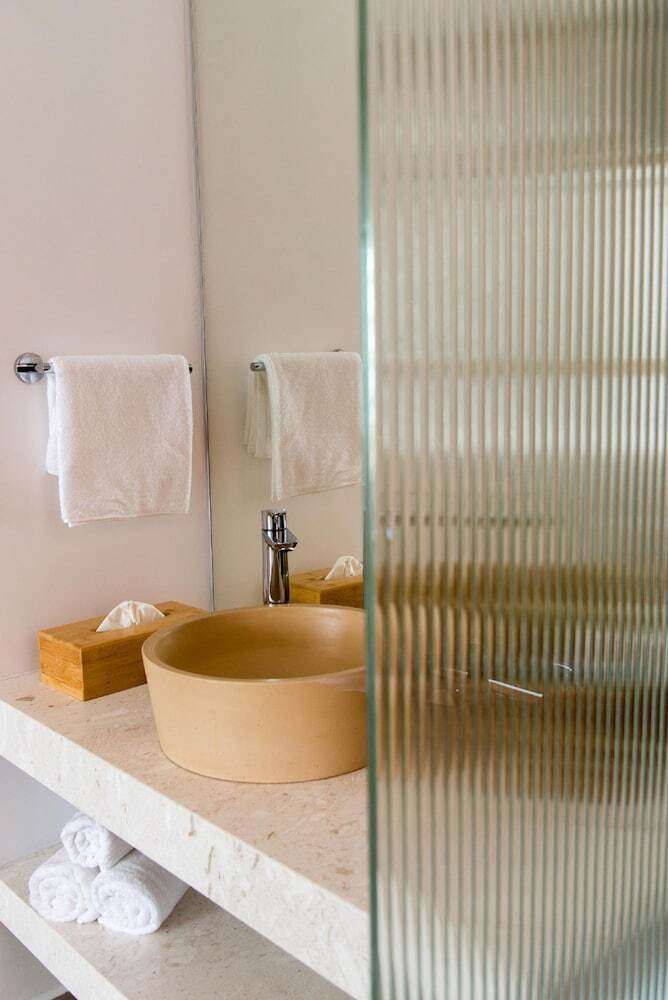 Plethora Luxury Suites