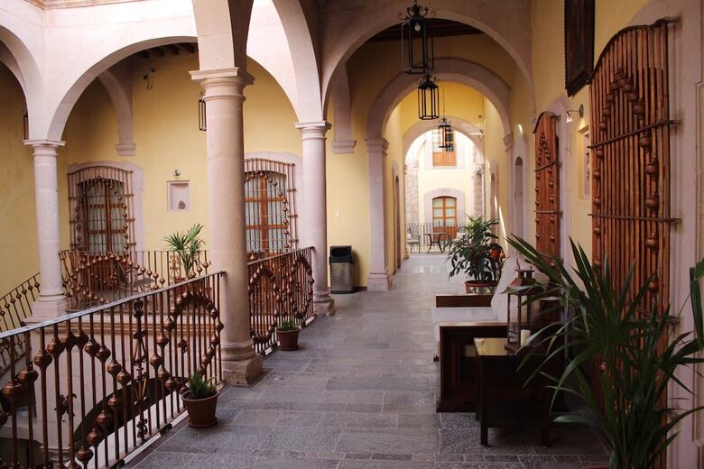 Hotel Casa Faroles