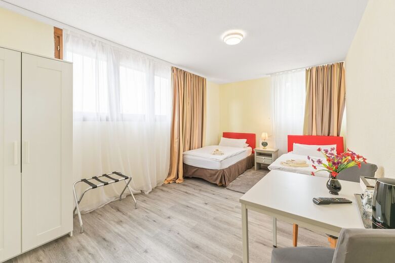 Hotel M�rikestra�e 56