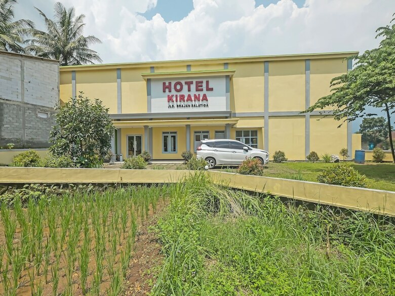 Oyo 92483 Hotel Kirana