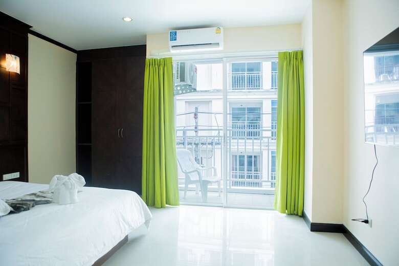 Blue Skyline Hotel