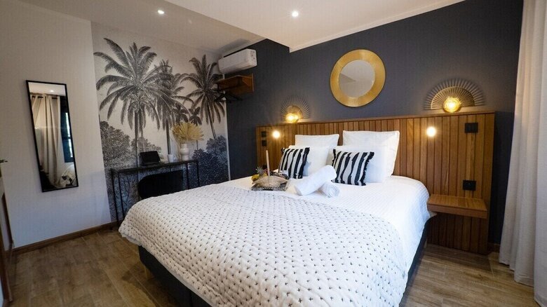 Hotel 10 Rue Du Four � Chaux