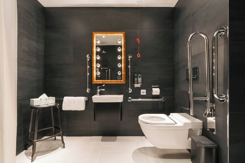 Ruby Stella Hotel London