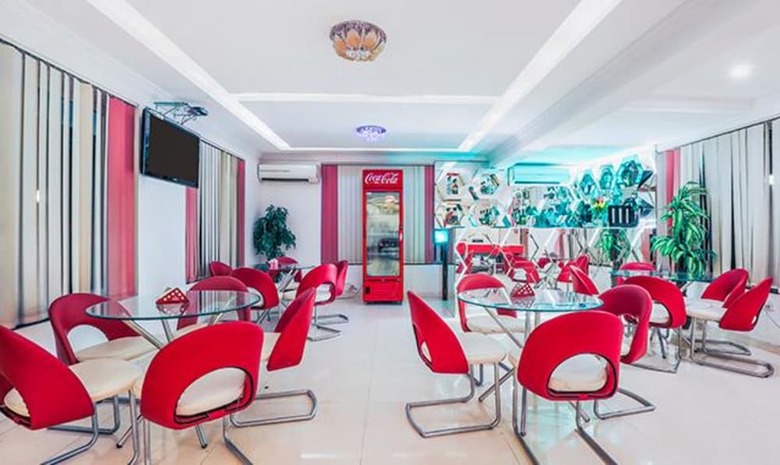 Fabhotel Anna Waddo