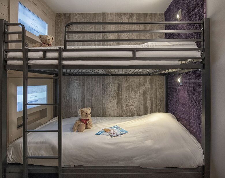 Boulevard Hotel