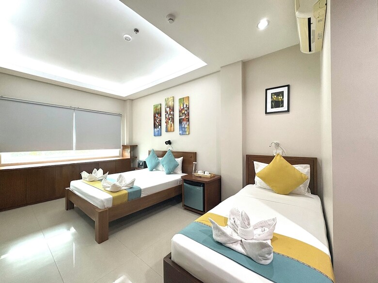 Hotel Sunburn Suites Coron