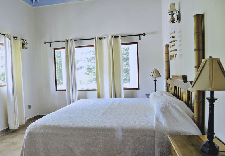 Aparthotel Beach House Condos Negril