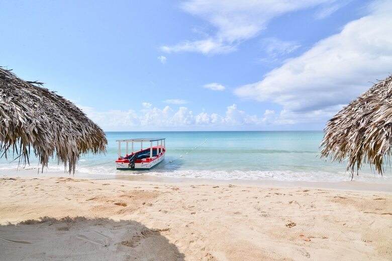 Aparthotel Beach House Condos Negril