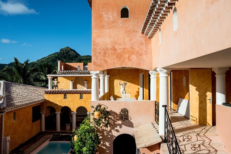 Villa Yrondi