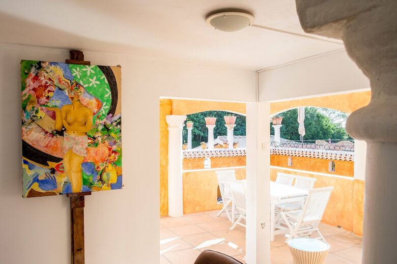 Villa Yrondi