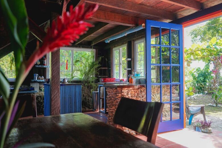 Hotel Mosana Reef Garden B&B