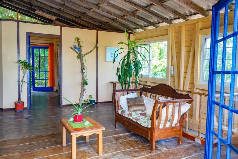 Hotel Mosana Reef Garden B&B