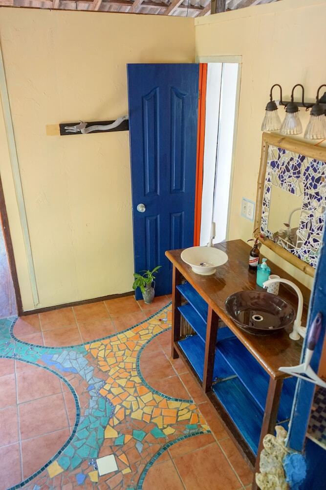 Hotel Mosana Reef Garden B&B