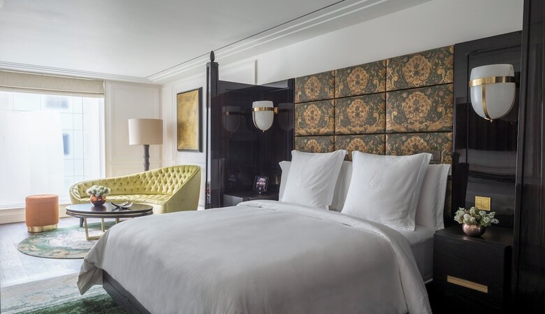 Four Seasons Hotel London At Tower Bridge