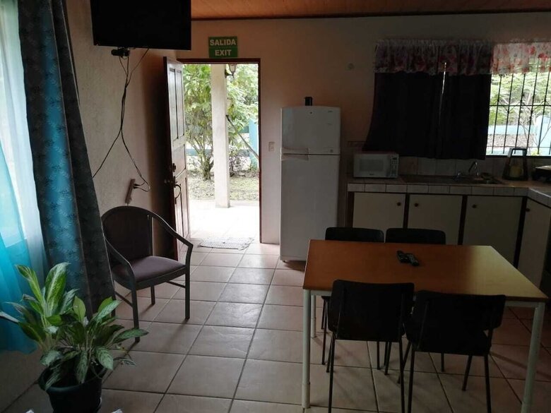 Cabana Cahuita Lodge