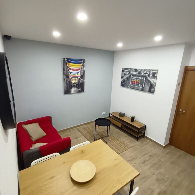 Good Vibes - Lagos Guest House