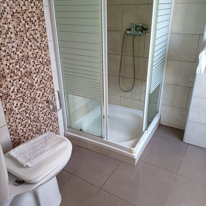 Good Vibes - Lagos Guest House